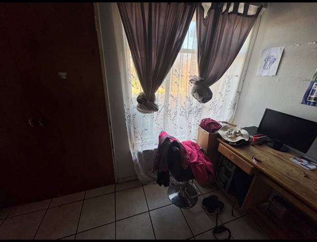 2 BEDROOM TOWNHOUSE FOR SALE IN KANONKOP